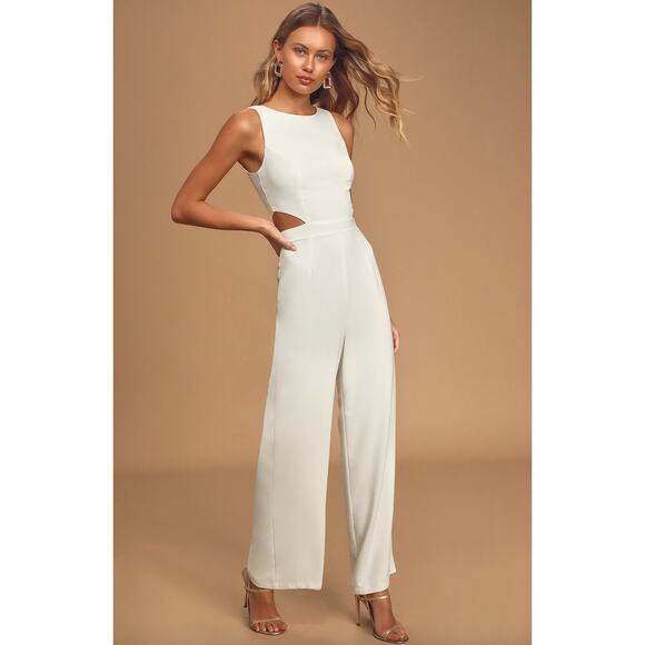 Lulus Moments to Remember White Sleeveless Wide Leg Cutout Jumpsuit Small NWT - Picture 4 of 11